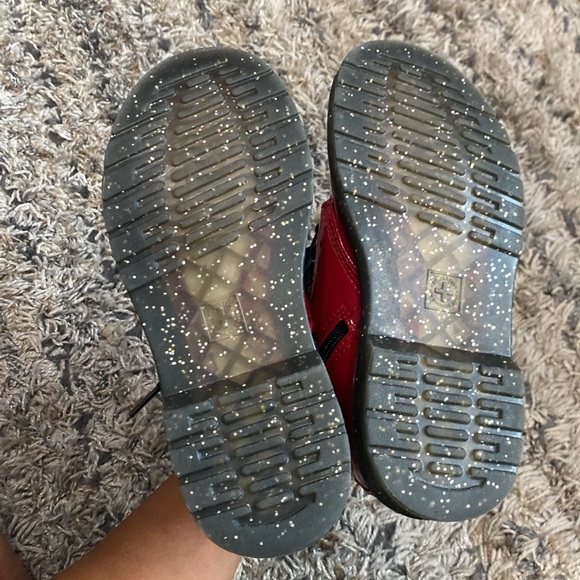 Dr. Martens kids Red patent Boots with Chunky Sole sz 2. 1460J - Picture 6 of 10